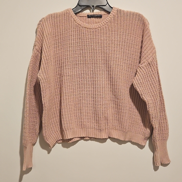 Brandy Melville Sweaters - Brandy Melville Blush Pale Pink Oversize Cropped Crew neck Sweater OS